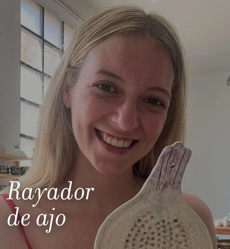 Tutorial de un rayador de ajo hecho con una de las plantillas del kit